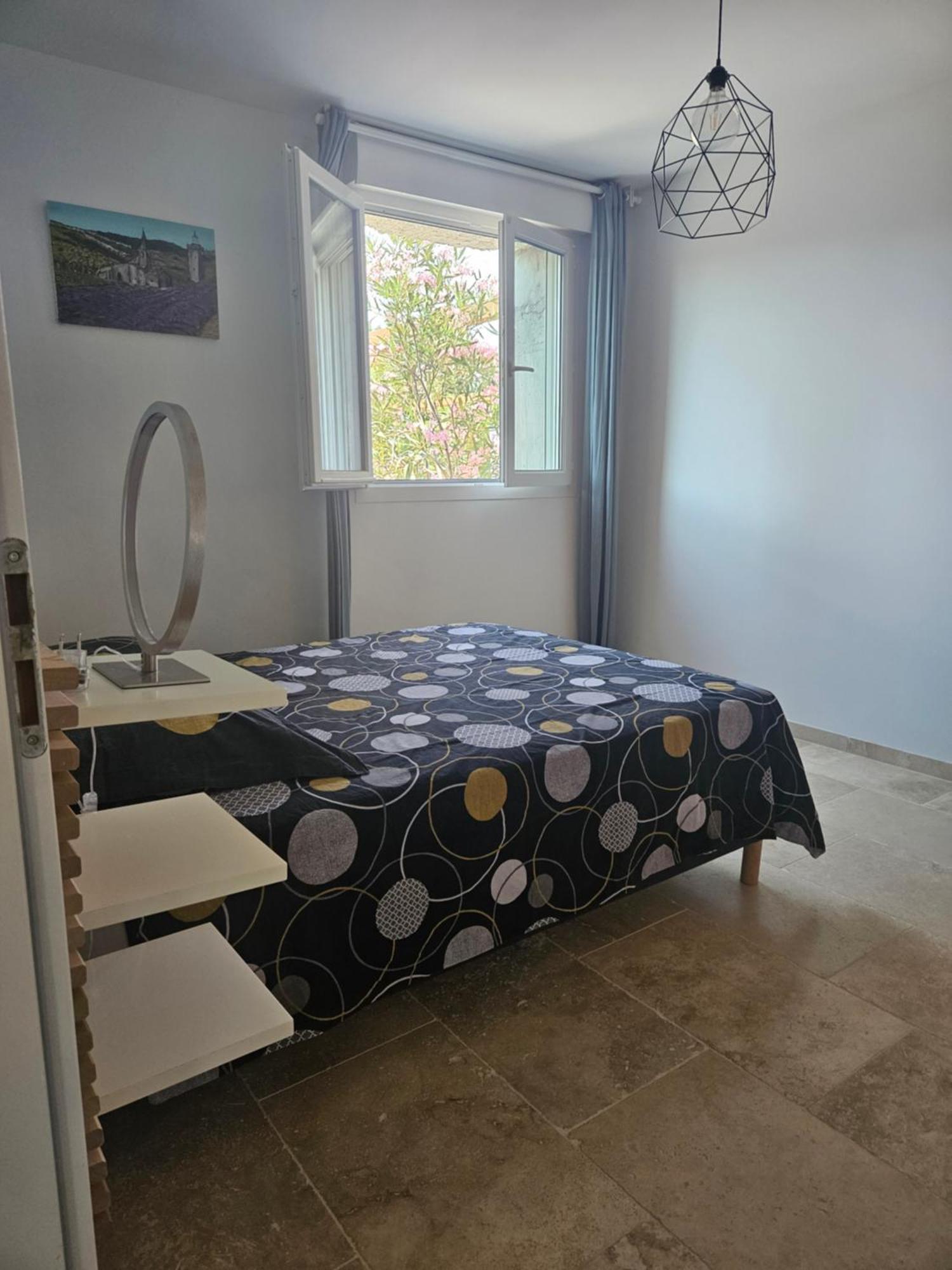 Le Rubiz Apartment La Coucourde Ngoại thất bức ảnh